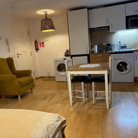 Pirelli Apartment *